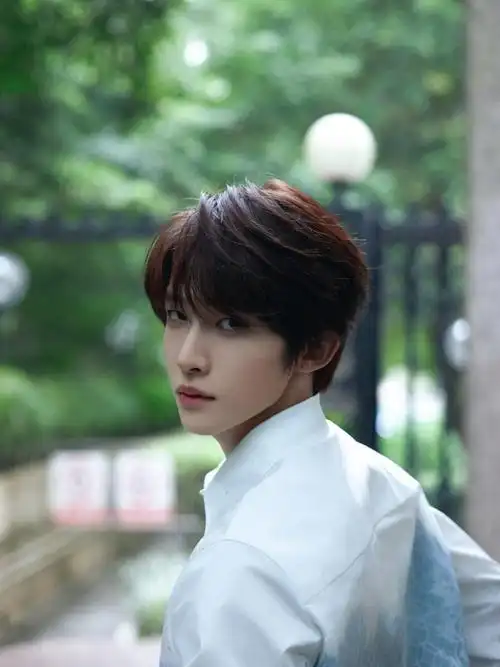 "国风美少年"刘宇:不在乎"苦",只因更看重痛苦背后的成长丨专访