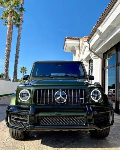 一款祖母绿奔驰大g图片第9页