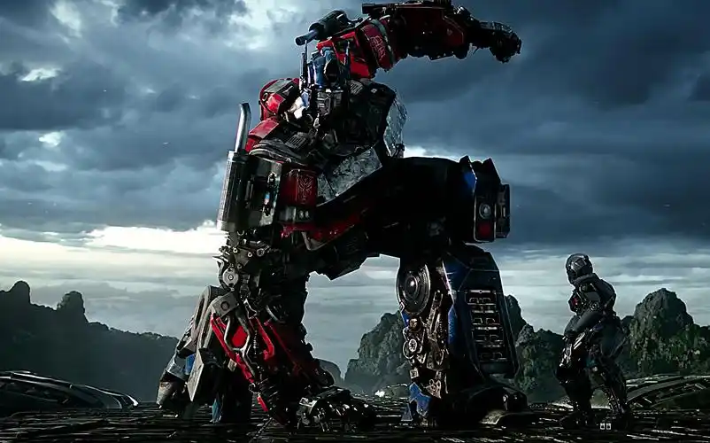 变形金刚:超能勇士崛起,新版擎天柱