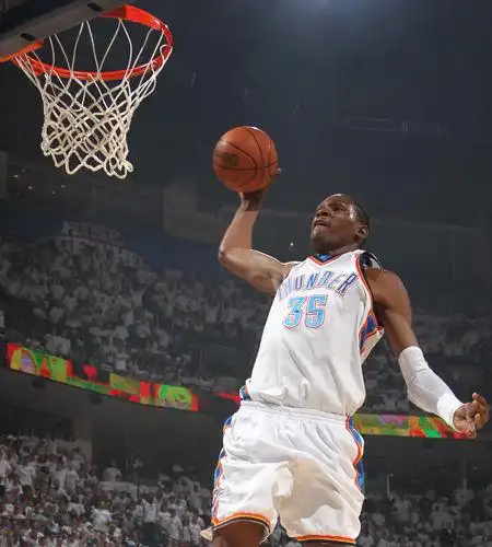 杜兰特22分上演天外飞仙 野兽惨败空叹岁月无情