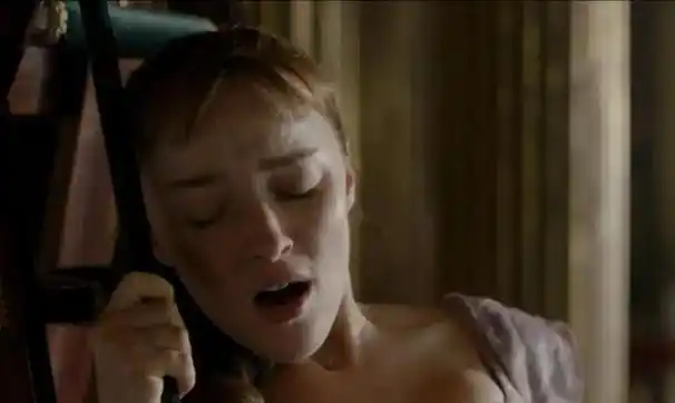 大尺度的挑战传统与现代的碰撞这部美剧让你高潮迭起