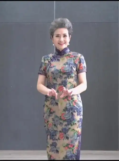 秀,从出场到退场把每个细节都做到位,细节决定成败#曹美丽老师-时尚