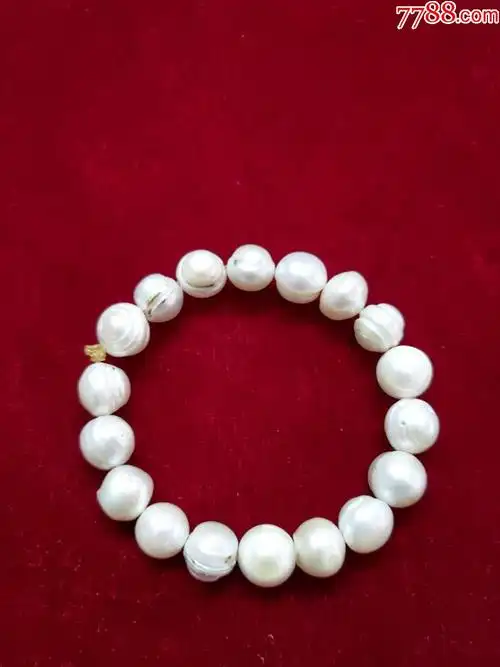 一条天然野生珍珠手串