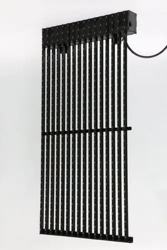 led格栅显示屏 灯条屏 户外防水透明屏 p25超轻薄通透led网格屏