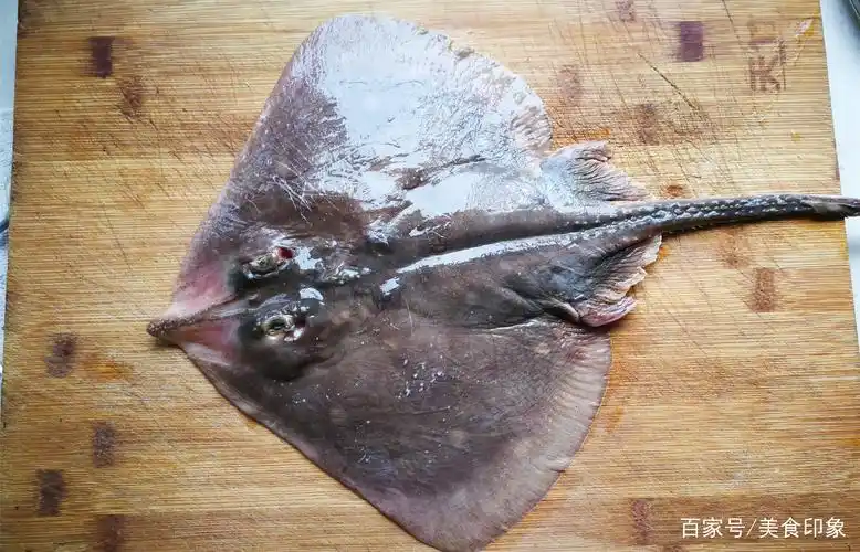 这鱼不常见,它有个可怕的名字"魔鬼鱼",网友:这也能吃?