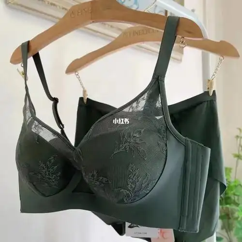 梵妳卡波  #内衣