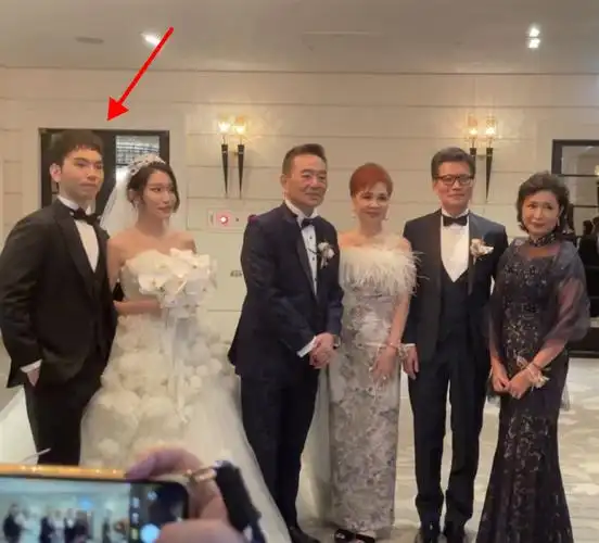 67岁张晨光长子将完婚,豪掷300万办41桌宴客,儿媳妇身份曝光
