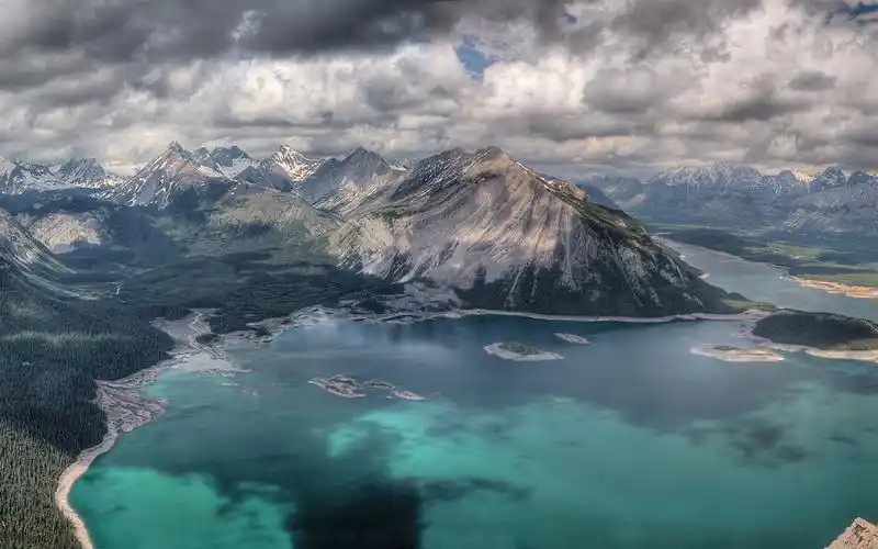 首页 自然和风景 湖 山,云,湖,自然景观 壁纸 下载 1440x900 山,云,湖