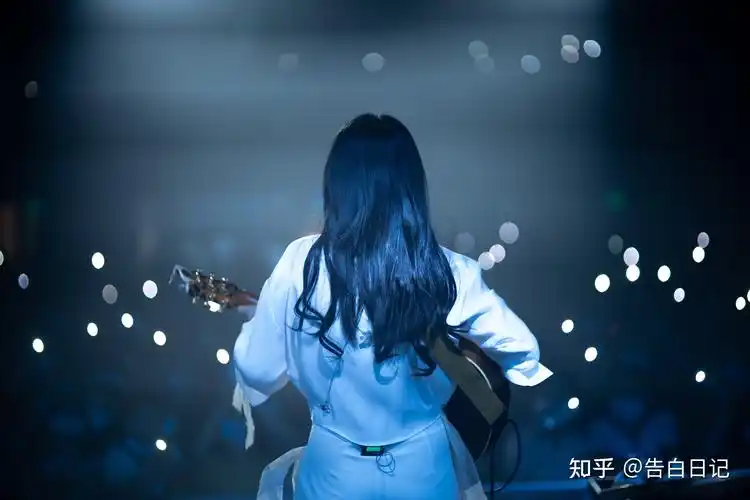 被我挖到宝了好想去看她音乐节现场