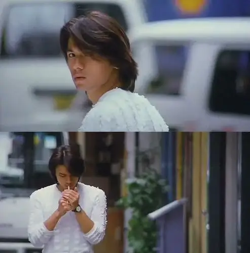 大家觉得冯德伦算帅哥吗04跟同期比如何呢