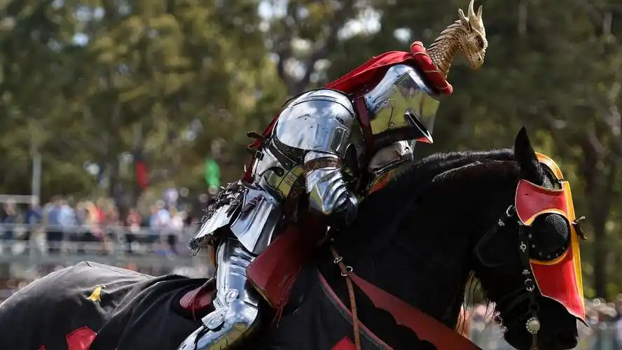 悉尼举行"中世纪"节 还原武士马上长矛比武