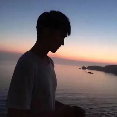 单人不明显情头高清一男一女低调看不出来的情侣头像图片