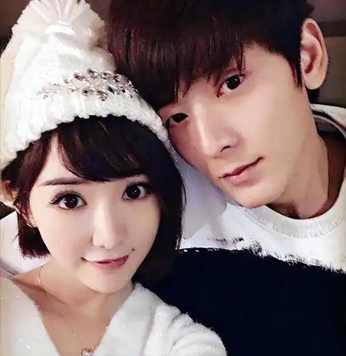 04全心付出,惨遭背叛毛晓彤和陈翔是在参演一部青春校园题材的电示珑