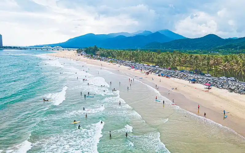 万宁日月湾-最美港湾-100个最美风景点-海南省旅游和文化广电体育厅