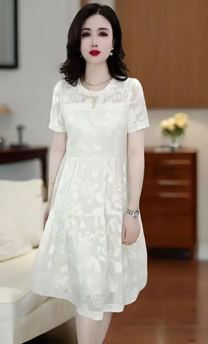 呈现一款令人心动的时尚佳作﹣碎花复古气质洋气收腰小个子女装连衣裙