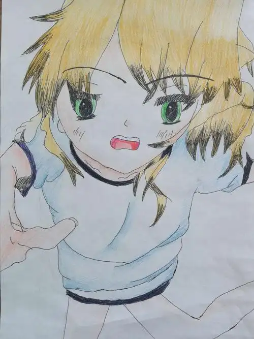 许若兮               女       彩铅《动漫人物》