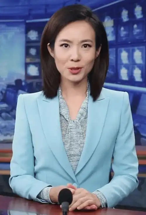 央视新晋"国脸"宝晓峰:念错一个字带火一个县,44岁仍单身未婚_内蒙古