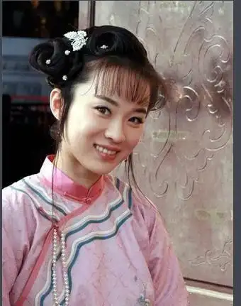 扒扒霍思燕跟黄奕抢男友遭杨幂扇耳光内幕