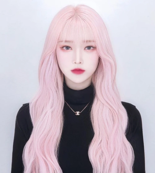 樱花粉染发图片樱花粉长卷发型惊艳绝美