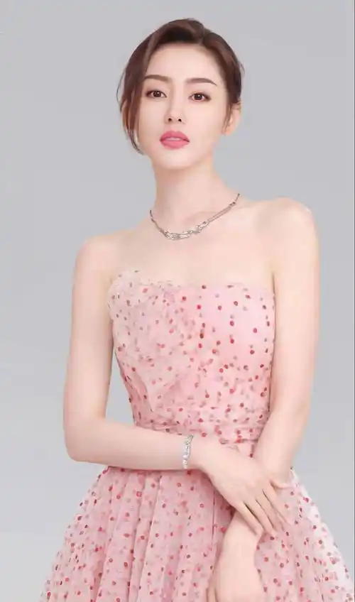 张天爱果然是大美女,这颜值你羡慕吗?_爱的_时尚_感觉