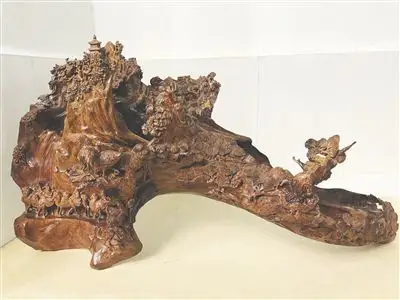 海南根雕艺术家钟振中留住海南黄花梨的根