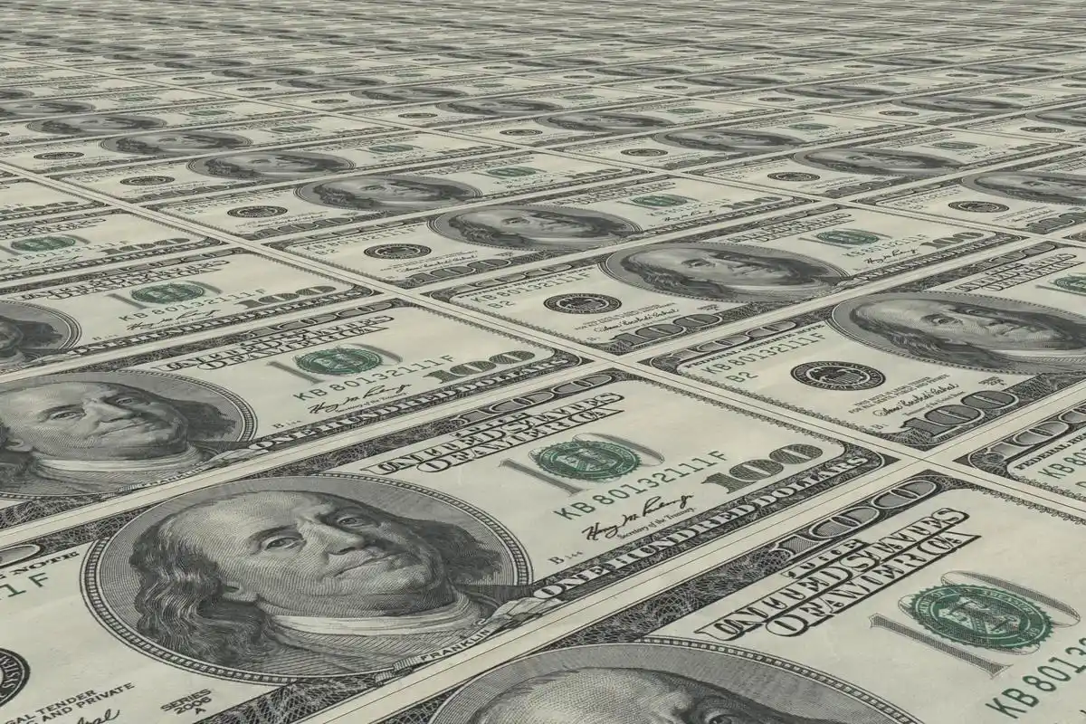 原创为什么美国疯狂印钞,美元指数依然坚挺?