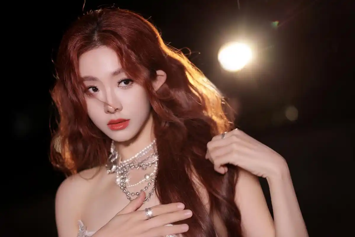 喻言体育馆首秀「欢迎来到y世界」演唱会6000门票火速售罄 新生代唱跳