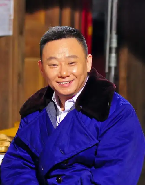 9登春晚,变卖家产陪妻抗癌,现状令人心酸|小品|潘长江|郭冬临|演员|别