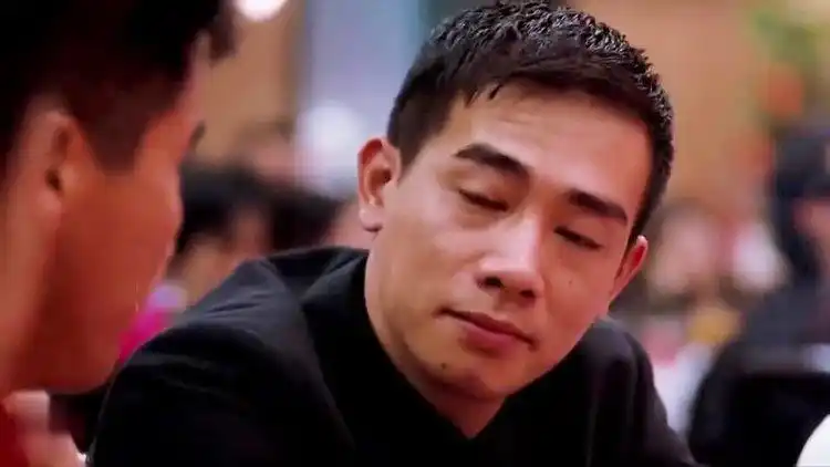 古惑仔:生番婚礼上狂喝几十瓶饮料,还调侃山鸡是白斩鸡