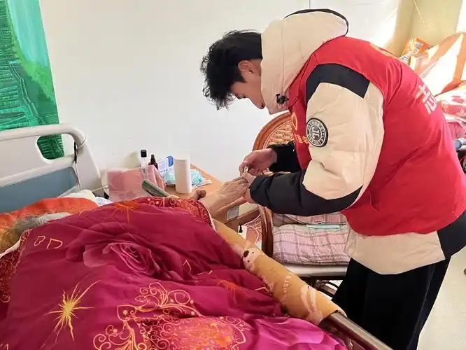 寒假社会实践曲阜师范大学体育科学学院踔厉奋发踵事增华实践队文明