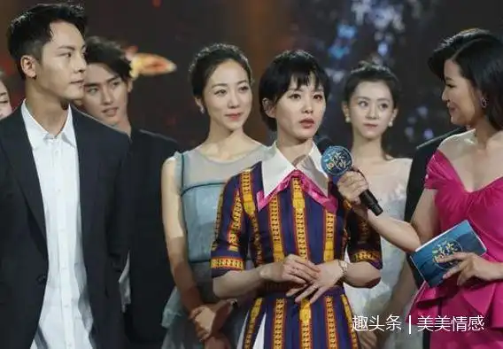 刘诗诗韩雪同台亮相网友韩雪美美美