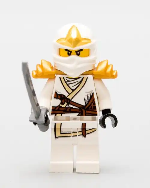 拼拼玩玩读读—不只是游戏书的乐高童书:2018上半年新版乐高系列童书