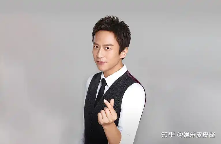 当导演拍一部垮一部44岁的邓超想要名利双收结果却徒劳无功