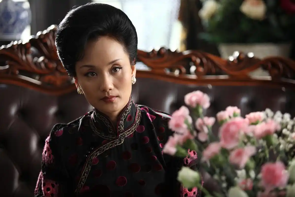 李颖写真大片 演绎都市丽人