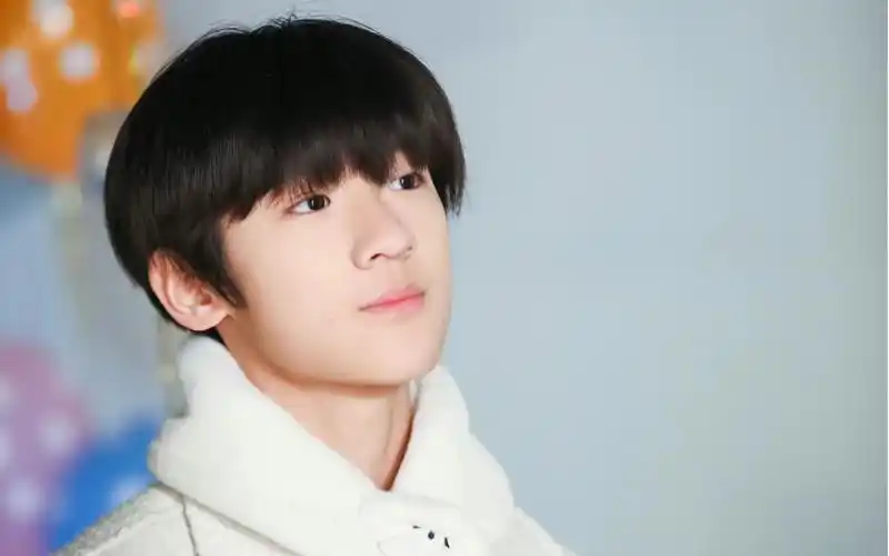 活动  【tf家族|张峻豪】"沿着成长轨迹跟未来更好的自己相遇"