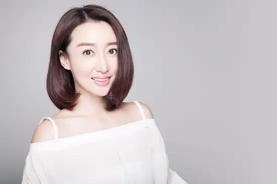 宋宁谈替补经历动情飙泪感激且心疼冯巩