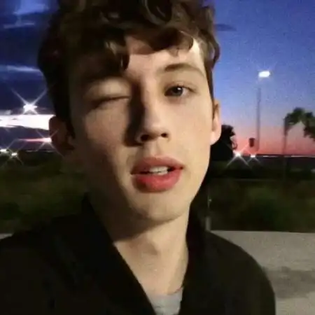 2020最新欧美男头像潮流时尚会了自己默默承受