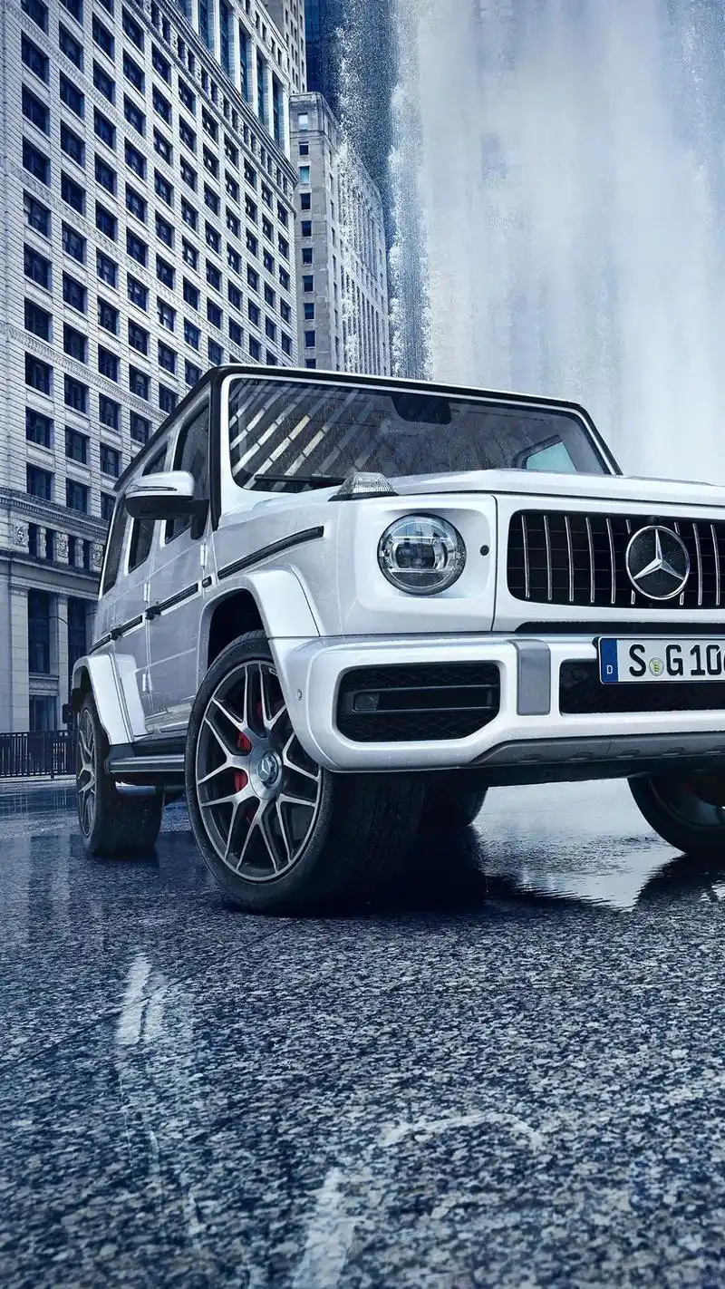 豪车高清图片.抖音搜索"星空壁纸"小程序,输入口令"3012 - 抖音