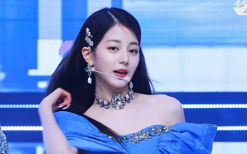 【迪丽热巴】ive的love dive,热巴舞团首秀,ai换脸,小圆的直拍舞蹈