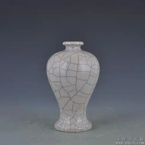 明成化仿哥窑梅瓶