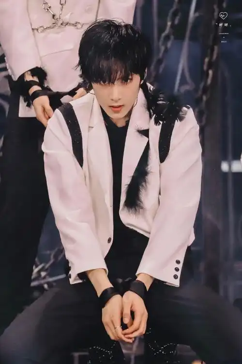 新生代演员刘耀文##刘耀文 唱跳rap全能ace