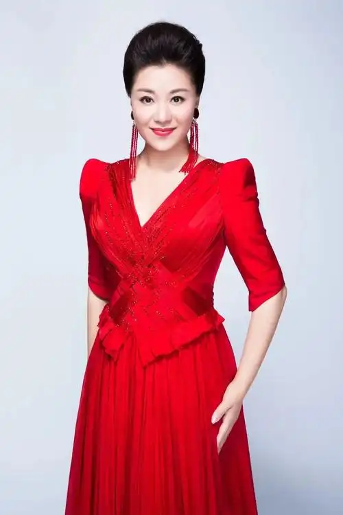 歌唱家王丽达倾情演唱北京广播电视台315晚会主题曲《共有的责任》