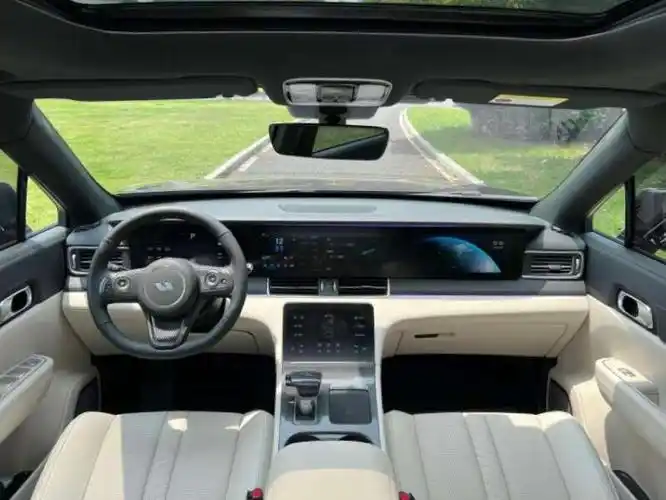 2020款 理想one 增程6座版1.2排量