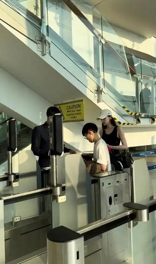 #娜扎去普吉岛了#