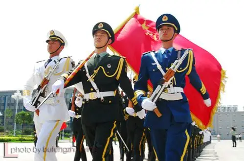 【原创】走进威武的三军仪仗队----以此庆祝八一建军节 - 捕风捉影