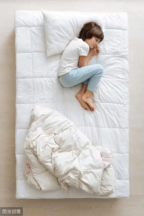 睡姿是大脑潜意识行为的一种,如果想了解一个人的性格,可以从睡觉时