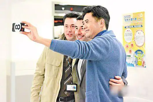 周润发炮轰港姐选举赛制拖沓 怒斥候选佳丽寡淡