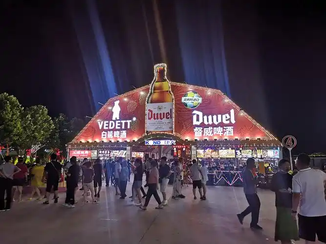 青岛啤酒节的零距离