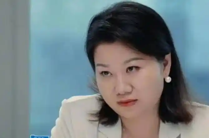 没任何背景走到这地步,姐的手段我是服气的_刘律_徐璐_女性