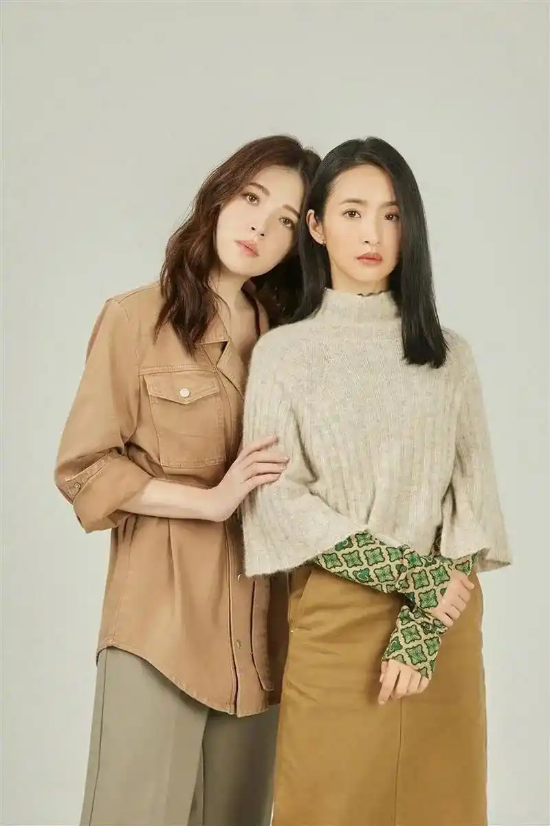 贺军翔和林依晨拍摄新戏《不够善良的我们》,有点认不出贺军翔了,更加